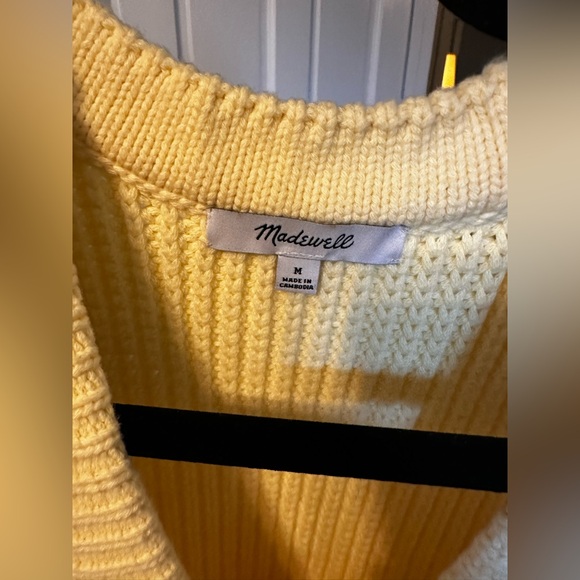 Butter yellow madewell sweater vest nwot size medium - Picture 2 of 3